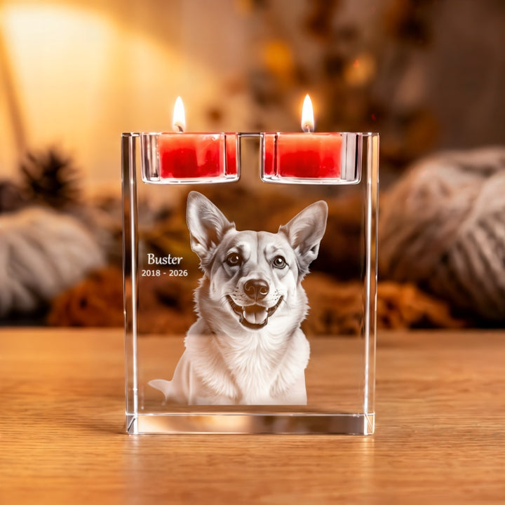 Crystal glass holder for 2 tea lights with 3D laser-engraved dog and two lit red tea lights