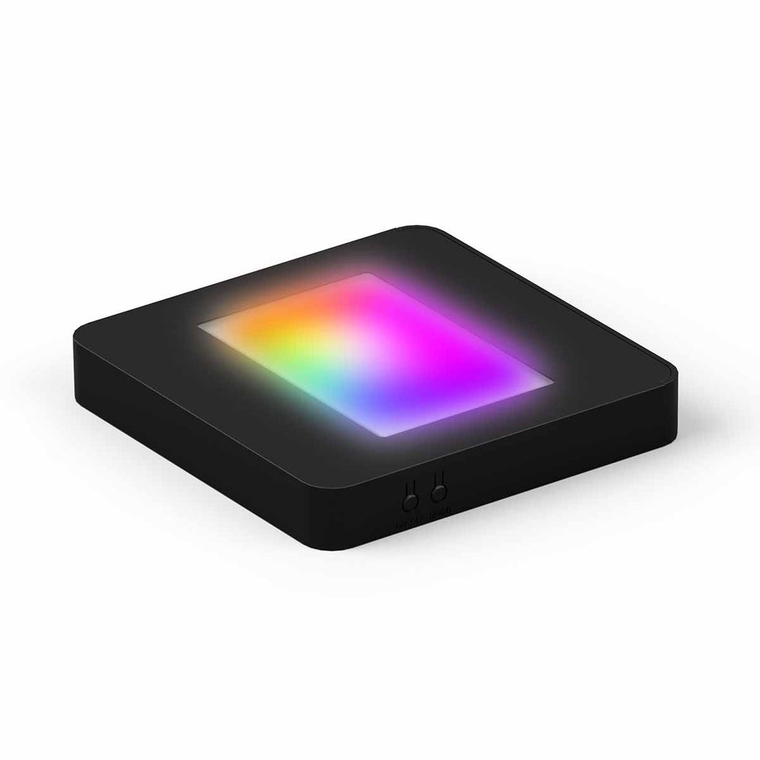 Multilysbase - Large 13 × 13 cm i mat sort med tændt farvelys
