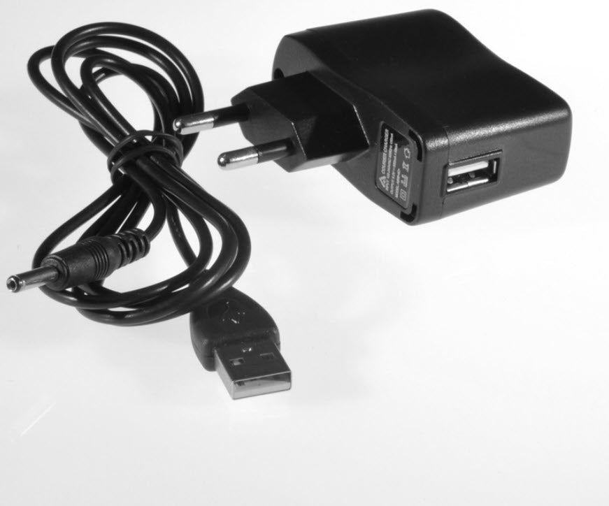 Strømforsyning med USB-kabel til batteri-lysbaser